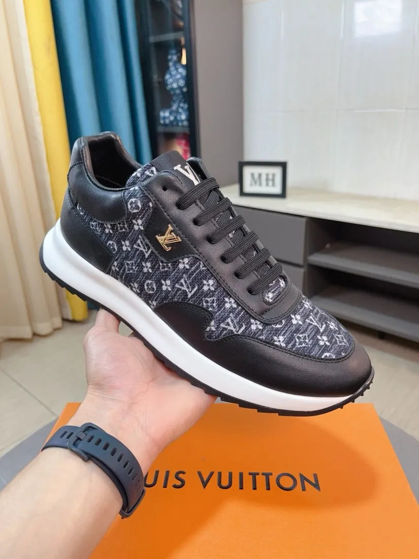 Men's shoes💰458🌹🌹[LV]🌹High-end brand of men's shoes: official website 1:1 latest masterpiece: the upper is made of Italian imported first-layer cowhide with special materials➕made of full genuine leather lining🔥, making walking more convenient and comfortable! Exclusive new style, stunning work [color]! Create a fashionable personality to set off your uniqueness! A must-have for trendy men! Classic🔥Number: 38-44